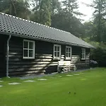 Aan De Bosrand Hoenderloo